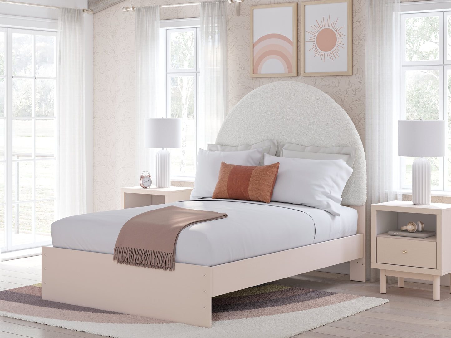 Wistenpine Full Upholstered Panel Bed with Mirrored Dresser